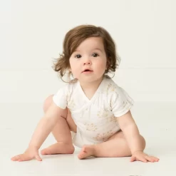 Aden & Anais Short Sleeve Kimono Body Suit Metallic Gold Dandelion (3-6m) -Bedding Baby Store 30804f 3 short sleeve muslin kimono metallic gold flowers 1