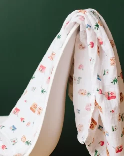 Little Unicorn Cotton Muslin Swaddle Single Juice Box -Bedding Baby Store littleunicorn beckykimballphoto 05 1024x1024