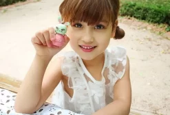 ShuShu Peel Off Nail Polish - Light Pink Zari -Bedding Baby Store pink 3