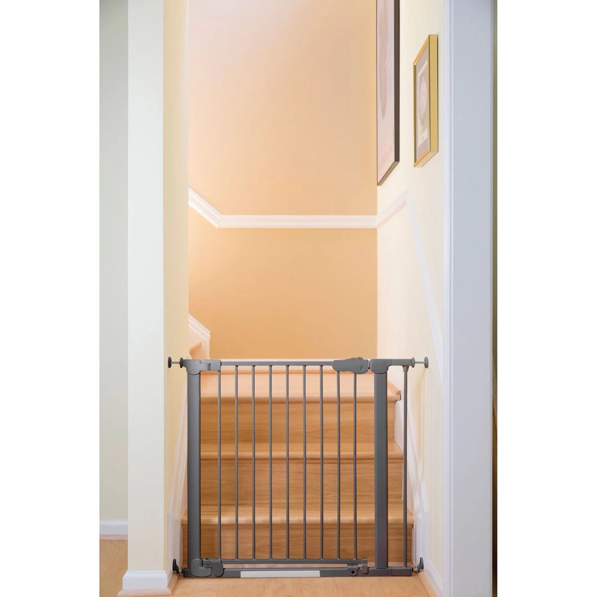 Qdos Auto Close SafeGate With Extensions - Slate 2 Qdos Auto Close SafeGate With Extensions - Slate - Image 2