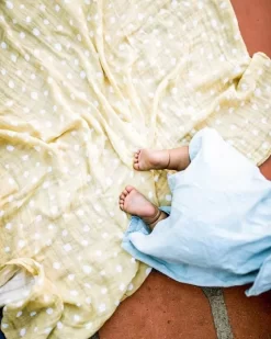 Little Unicorn Cotton Muslin Swaddle Single Itsy Bitsy -Bedding Baby Store ub0174 little unicorn swaddle itsy bitsy ls4 1024x1024