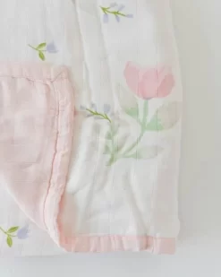 Little Unicorn Deluxe Muslin Quilt Pink Peony -Bedding Baby Store ub0603 little unicorn deluxe muslin quilt pink peony lu2 1024x1024