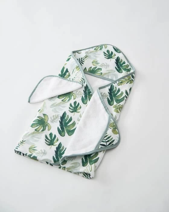 Little Unicorn Cotton Hooded Towel & Wash Cloth Tropical Leaf 1 Little Unicorn Cotton Hooded Towel & Wash Cloth Tropical Leaf