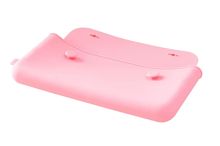 Marcus & Marcus Silicone Cutlery Pouch - Pink 3 Marcus & Marcus Silicone Cutlery Pouch - Pink - Image 3
